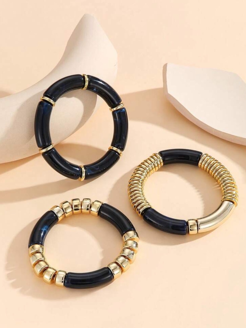 Black Chunky Bracelet N2312